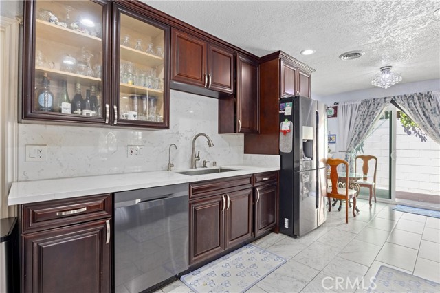 1838 S Artesia Street, Santa Ana CA: https://media.crmls.org/medias/05cb2d4b-aef2-4487-b293-275852b574a7.jpg