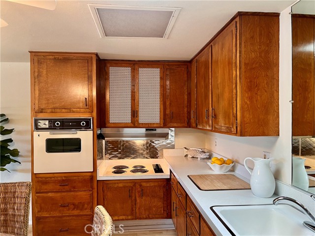 13630 Alderwood M4-77B, Seal Beach CA: https://media.crmls.org/medias/05cb865a-a837-417d-b54a-27c055742512.jpg