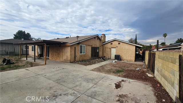 Detail Gallery Image 9 of 9 For 5683 Wagonwheel, San Bernardino,  CA 92407 - 5 Beds | 2 Baths