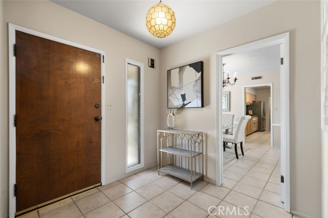 451 W FOOTHILL Boulevard, Arcadia CA: https://media.crmls.org/medias/05cded8d-2a79-4c93-9377-07983a554c13.jpg
