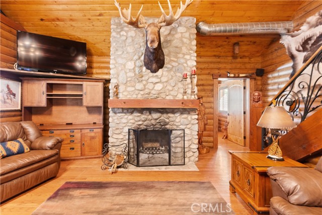 Detail Gallery Image 23 of 45 For 1870 Oak Springs Valley Rd, Wrightwood,  CA 92397 - 2 Beds | 2 Baths