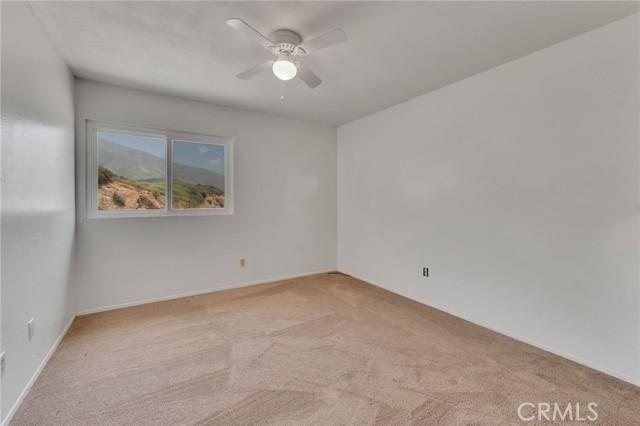 Detail Gallery Image 25 of 34 For 3074 Mountain Top, Highland,  CA 92346 - 4 Beds | 3 Baths