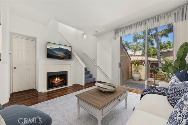 Detail Gallery Image 1 of 20 For 7949 E Monte Carlo Ave, Anaheim Hills,  CA 92808 - 1 Beds | 1/1 Baths