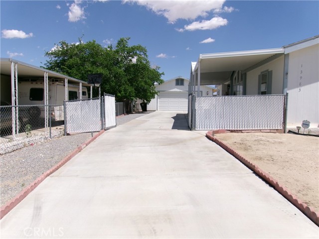 Detail Gallery Image 54 of 61 For 13983 Silver Lake Pl, Victorville,  CA 92395 - 3 Beds | 2 Baths