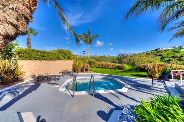 Detail Gallery Image 46 of 55 For 3621 Geranium, Corona Del Mar,  CA 92625 - 2 Beds | 2 Baths