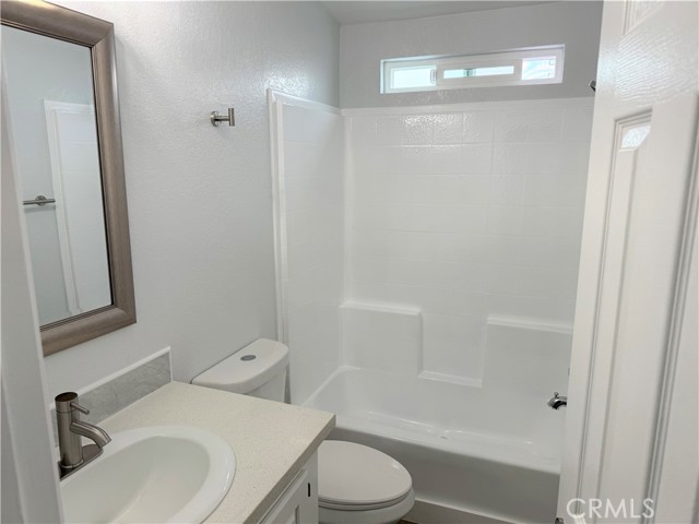 Detail Gallery Image 11 of 15 For 3700 Buchanan Ave #63,  Riverside,  CA 92505 - 2 Beds | 2 Baths