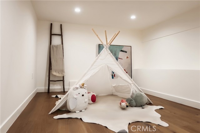 Detail Gallery Image 47 of 56 For 2536 Medlow, Los Angeles,  CA 90041 - 4 Beds | 4/2 Baths