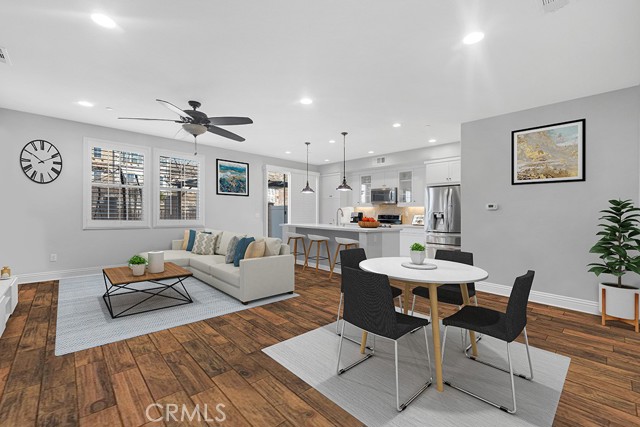 22104 Barrington Way, Saugus CA: https://media.crmls.org/medias/05d31107-a562-47e0-9447-f93cb7b476a2.jpg