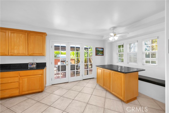 9112 Playa Drive, Huntington Beach CA: https://media.crmls.org/medias/05d320e0-91bc-4e81-ad0d-07fa694dc747.jpg