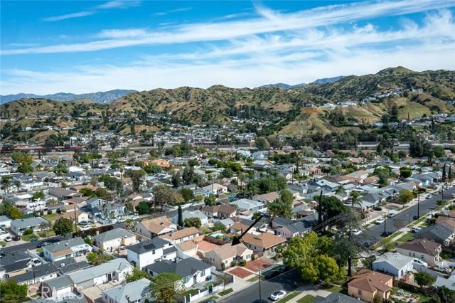 Detail Gallery Image 31 of 31 For 10515 Lanark, Sun Valley,  CA 91352 - 3 Beds | 1 Baths