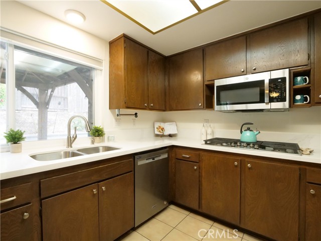 28408 Quailhill Drive, Rancho Palos Verdes CA: https://media.crmls.org/medias/05d3c83e-8271-4d36-8895-4e6d1dd2bccc.jpg