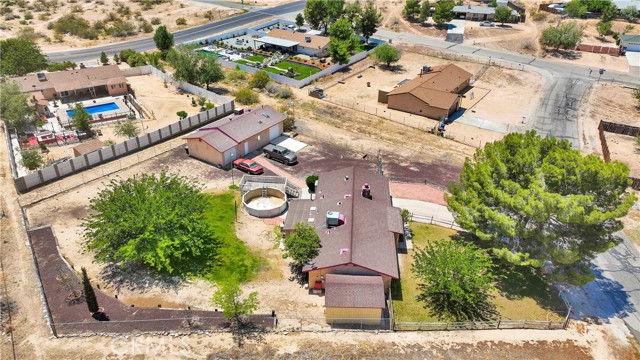 Detail Gallery Image 34 of 38 For 15869 Calandria Way, Victorville,  CA 92394 - 3 Beds | 2 Baths