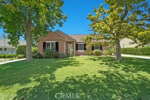 1485 Bellwood Road, San Marino CA: https://media.crmls.org/medias/05d721bf-e519-4ee4-8a12-edb65297d636.jpg