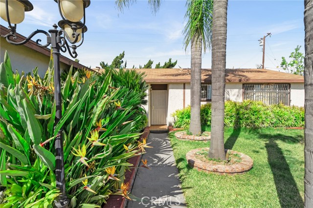 327 Flaxton Street, Pomona CA: https://media.crmls.org/medias/05d75b5b-040c-4d4b-8366-b4cf0e5d40bb.jpg