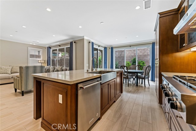 126 Baja, Irvine CA: https://media.crmls.org/medias/05d83848-8648-40dd-873d-9374a46095f6.jpg