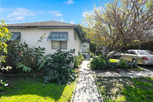 2046 Hatchway Street, Compton, California 90222, 2 Bedrooms Bedrooms, ,1 BathroomBathrooms,Single Family Residence,For Sale,Hatchway,SB24043825