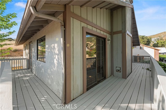 43323 LOOKABOUT RD, Lake Hughes CA: https://media.crmls.org/medias/05d854e4-9479-4bb4-a994-07d954feb082.jpg