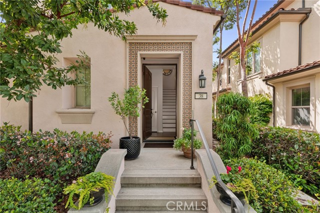 Detail Gallery Image 2 of 24 For 38 Nature, Irvine,  CA 92620 - 2 Beds | 2 Baths