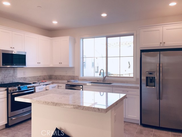 Detail Gallery Image 14 of 23 For 18316 Maidenhair, Yorba Linda,  CA 92886 - 3 Beds | 3/1 Baths