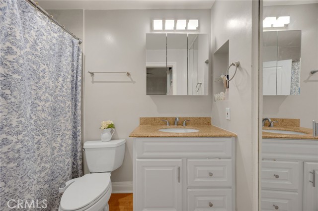 300 Cagney Lane, Newport Beach CA: https://media.crmls.org/medias/05d99af3-3c1e-4465-9a1e-cab69e4bf940.jpg