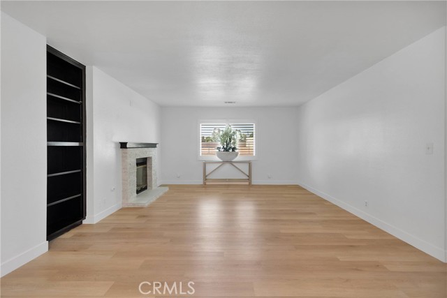 Detail Gallery Image 6 of 45 For 14947 Larch St, Hesperia,  CA 92345 - 3 Beds | 3 Baths
