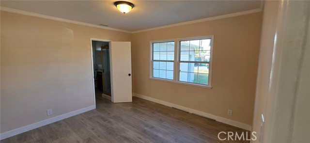 8849 Swinton Avenue, North Hills CA: https://media.crmls.org/medias/05da24f4-0357-4f89-b964-03698b8e1a8f.jpg