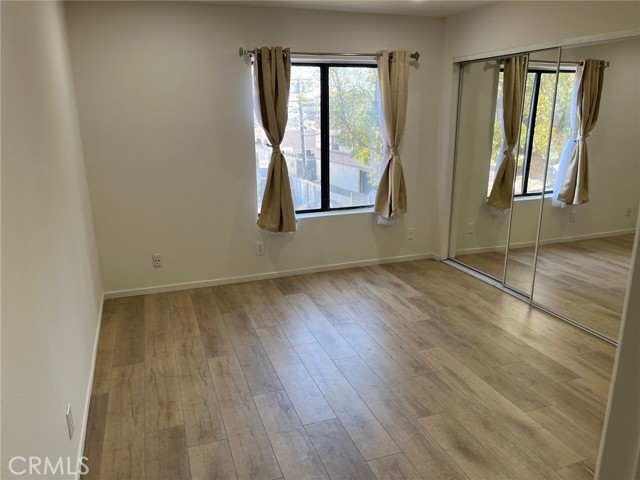14610 Erwin Street, Van Nuys CA: https://media.crmls.org/medias/05dac6fb-0a3d-41cb-bc5d-fe1a916470ab.jpg