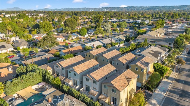 Detail Gallery Image 36 of 37 For 16862 Balboa Ln, Lake Balboa,  CA 91406 - 4 Beds | 3/1 Baths