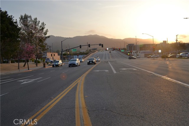 916 W Burbank Boulevard, Burbank, California 91506, ,Commercial Lease,For Rent,916 W Burbank Boulevard,CRSR25070336