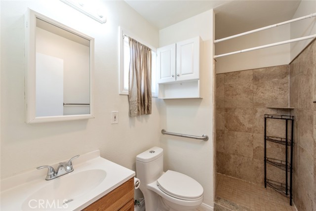 2645 E Walnut Avenue, Orange CA: https://media.crmls.org/medias/05dbcf11-cf47-4717-b4c4-6c504ef5c77f.jpg