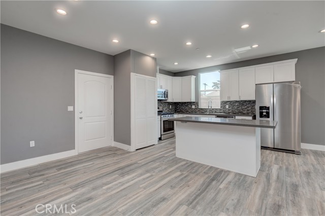 3626 S Cimarron Street, Los Angeles CA: https://media.crmls.org/medias/05dbf75a-2a5f-4303-a6d8-48a0bd1b7eca.jpg