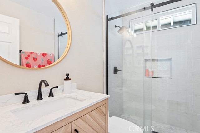 Detail Gallery Image 19 of 29 For 212 Eastpark Ln, Redlands,  CA 92374 - 3 Beds | 2/1 Baths