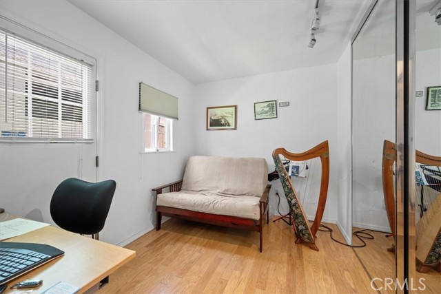 1380 Longbranch Avenue, Grover Beach CA: https://media.crmls.org/medias/05dcc3bd-942c-450b-88be-6173f53d1bb5.jpg
