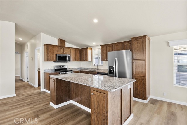 Detail Gallery Image 12 of 36 For 256 Mary Kay Ln, Bakersfield,  CA 93308 - 3 Beds | 2 Baths