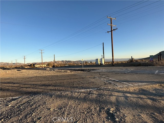 Detail Gallery Image 1 of 1 For 0 Stoddard Wells Rd, Apple Valley,  CA 92307 - – Beds | – Baths