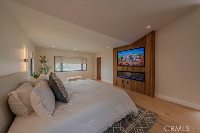 9141 Aloha Drive, Huntington Beach CA: https://media.crmls.org/medias/05deb2b9-50d4-4993-bf36-4b7d7d54f5e9.jpg