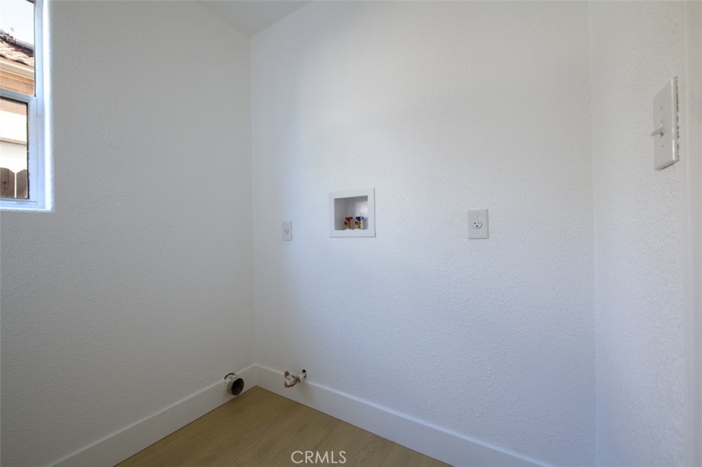 https://media.crmls.org/medias/05df07c3-334e-40c6-94ea-d9aa0f137d01.jpg?preset=X-Large
