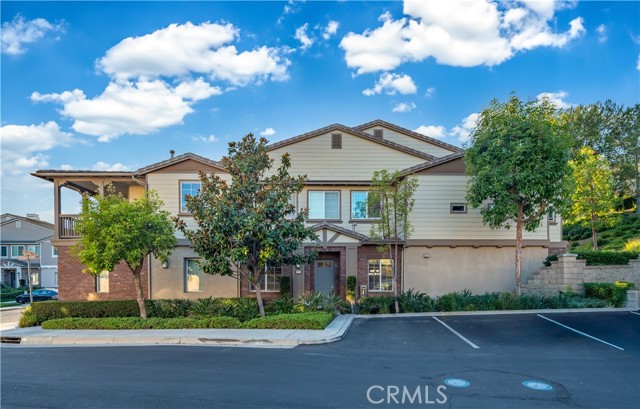 Detail Gallery Image 3 of 38 For 18979 Pelham Way, Yorba Linda,  CA 92886 - 3 Beds | 3/1 Baths
