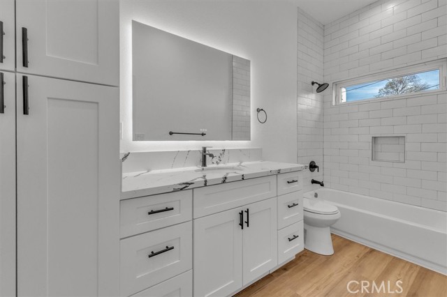 Detail Gallery Image 18 of 26 For 22716 Schoolcraft St, West Hills,  CA 91307 - 2 Beds | 2 Baths