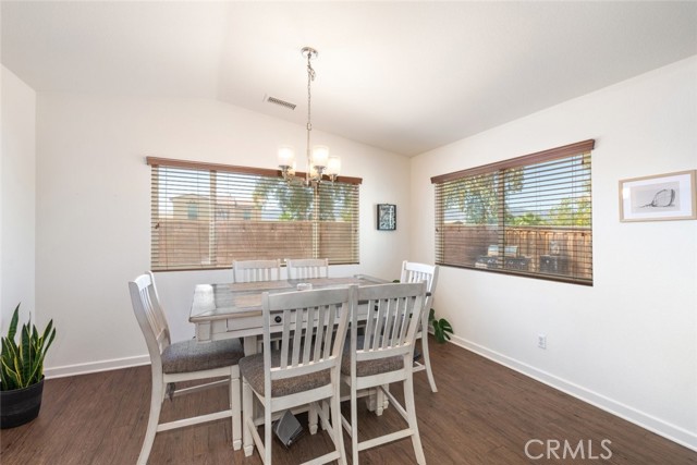 Detail Gallery Image 18 of 55 For 29429 Wrigleys Cir, Lake Elsinore,  CA 92530 - 4 Beds | 2 Baths