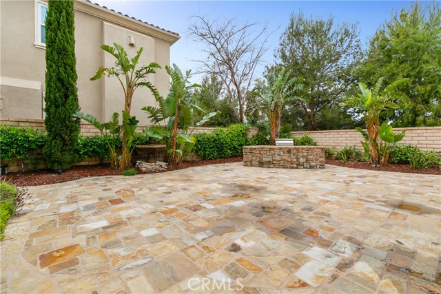 12 Starflower, Lake Forest CA: https://media.crmls.org/medias/05e2bebc-bc2f-4e89-8bb6-58cbf5401c6f.jpg