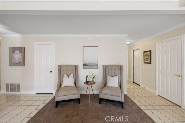 897 Calle Del Sol, Upland CA: https://media.crmls.org/medias/05e2ddbd-7ec7-4db5-928e-86c1f20a17fe.jpg