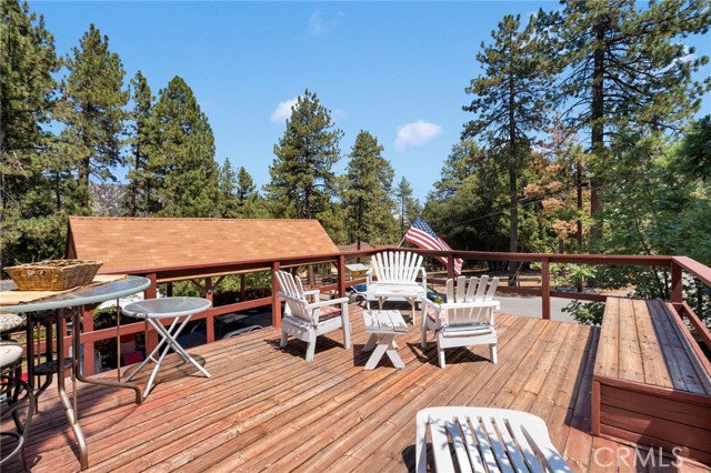 5774 Pine Street, Wrightwood CA: https://media.crmls.org/medias/05e32345-5dd3-4093-b1be-ac3965ae25bd.jpg