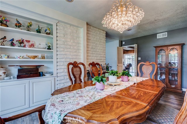 5802 Lakehaven Way, Yorba Linda CA: https://media.crmls.org/medias/05e34c61-b0e7-4bee-b4f7-69237889b1c6.jpg