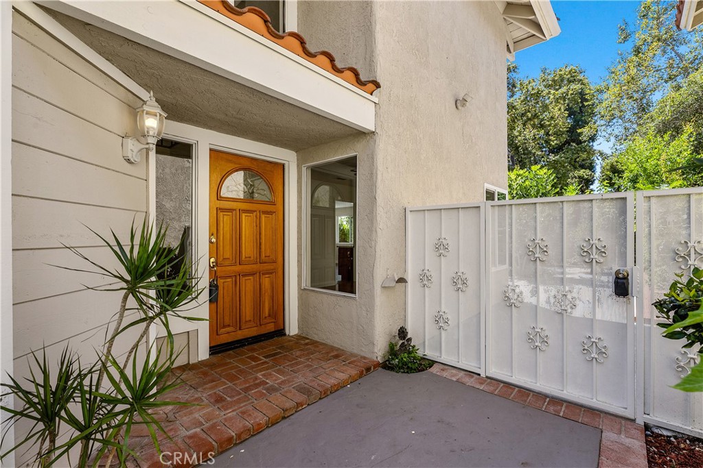 05e47332 7357 4e04 973f 7cdbddda2958