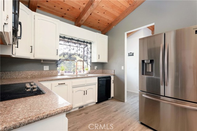 Detail Gallery Image 20 of 43 For 26201 Cumberland Rd, Tehachapi,  CA 93561 - 4 Beds | 2/1 Baths