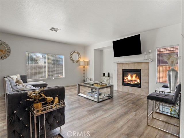6 Bed Home for Sale in Victorville, California