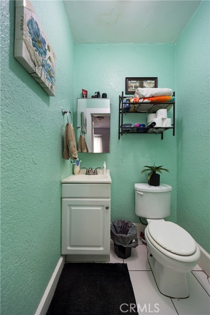 Detail Gallery Image 12 of 17 For 643 Elm Ave, Long Beach,  CA 90802 - – Beds | – Baths