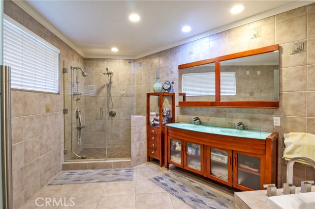 Detail Gallery Image 34 of 52 For 11810 Babbitt, Granada Hills,  CA 91344 - 4 Beds | 4 Baths