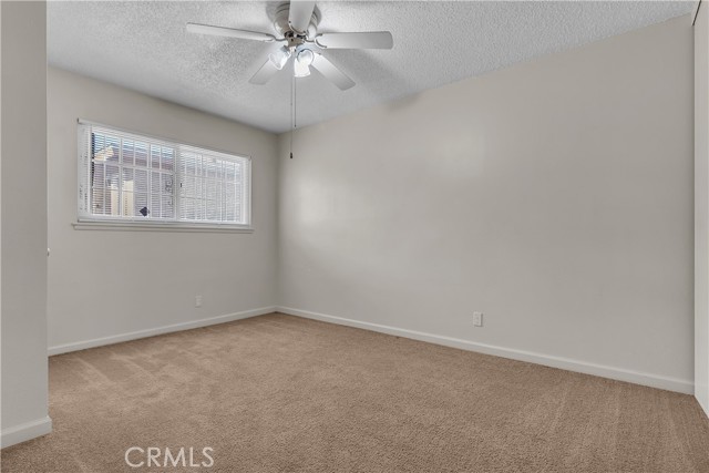 Detail Gallery Image 14 of 35 For 560 E Mountain View St, Barstow,  CA 92311 - 4 Beds | 2 Baths